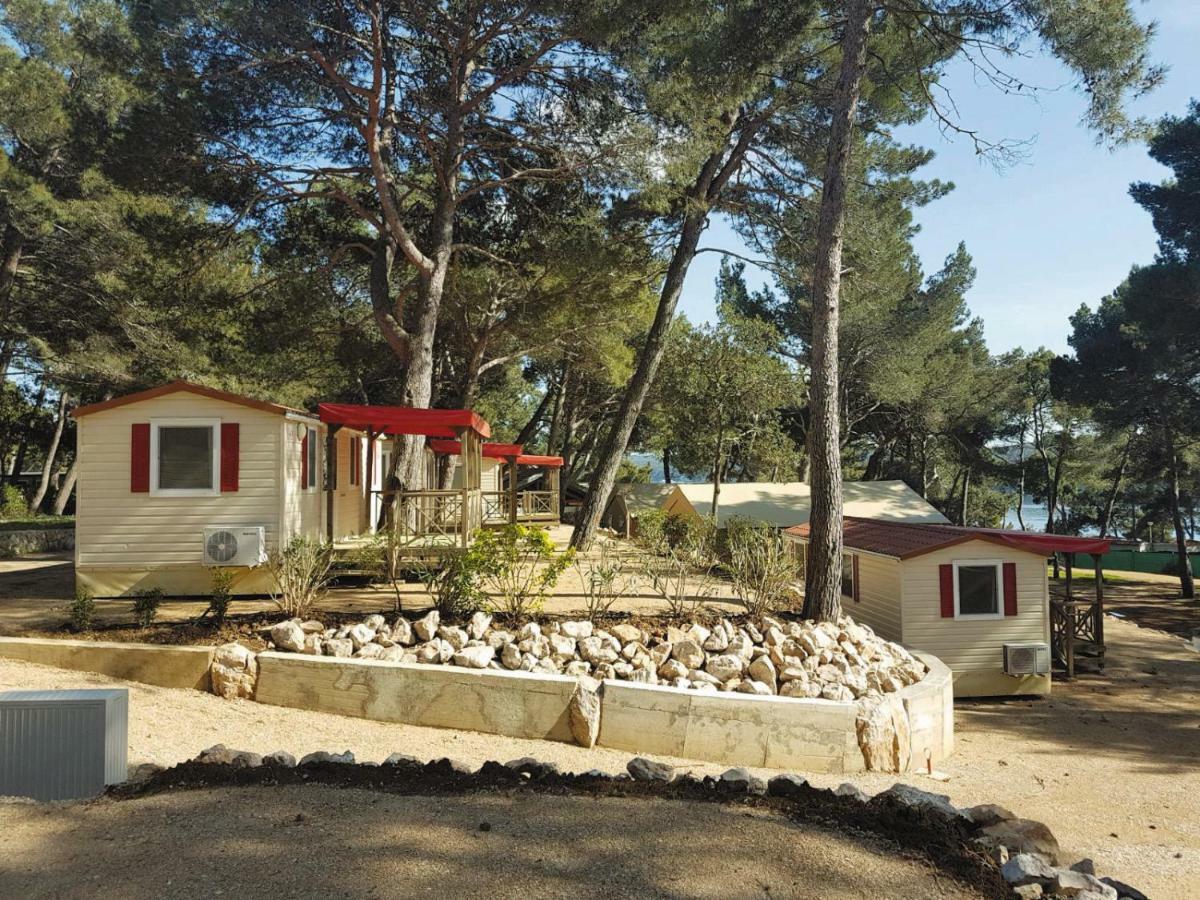 Victoria Mobilehome Camping Village Poljana Mali Lošinj Exterior foto